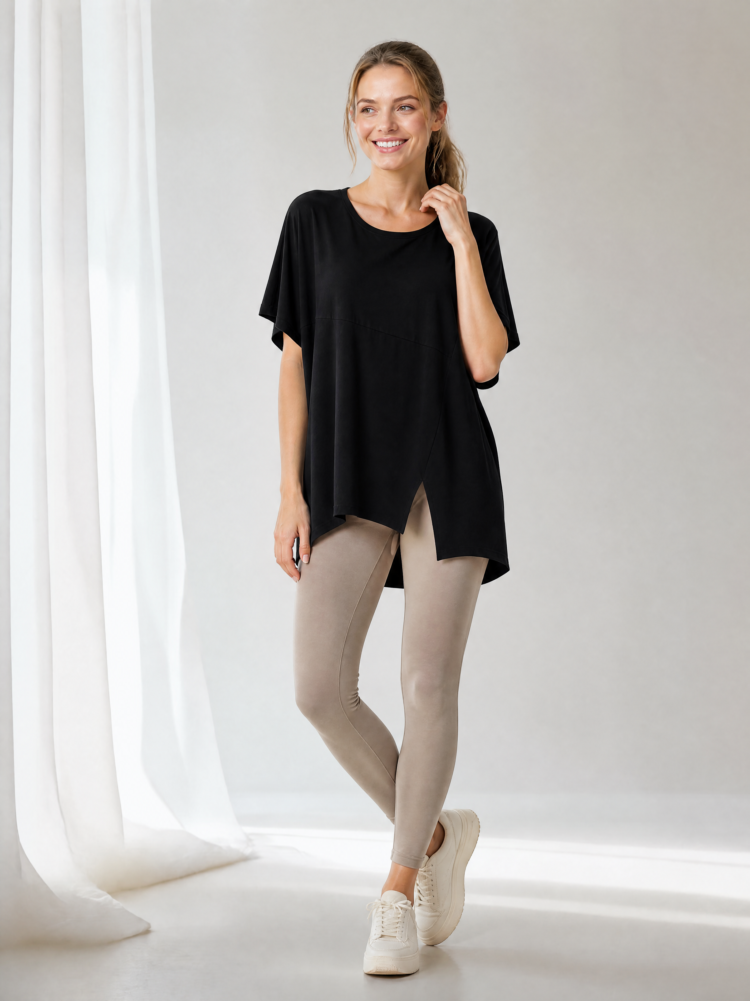 Asimetrik Kesim Bluz Tunik – Modern Çizgiler ve Sınırsız Hareket Özgürlüğü
